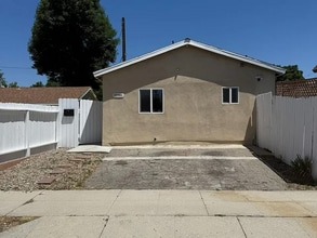 Building Photo - 22941 Runnymede St