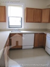 Building Photo - 881 Massachusetts Ave