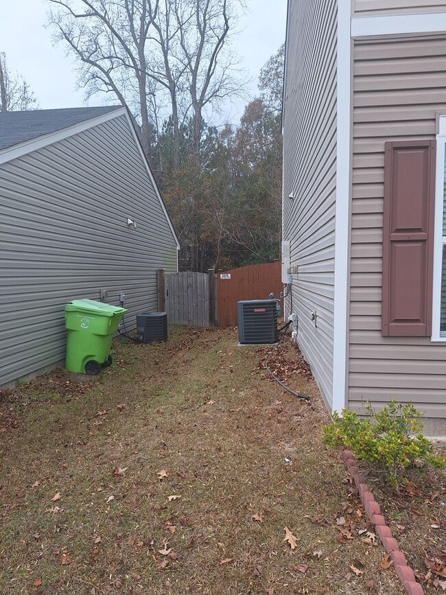 Foto del edificio - Wonderful Two Story Four Bedroom Home in Northeast Columbia!