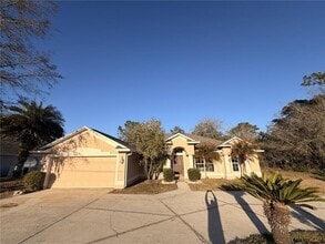 Building Photo - 4 Wheeldon Ln