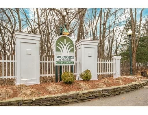 Primary Photo - 300 Brookside Dr