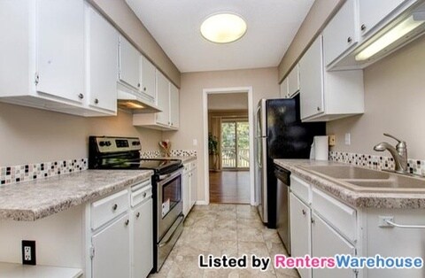 Building Photo - 7575 Whitney Dr