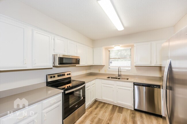 Foto del edificio - 4303 Gentle Springs Dr