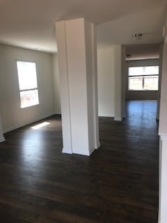 Foto del edificio - 2558 Cottonwood Dr