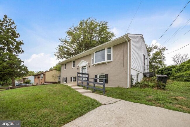 Foto del edificio - 7308 Walker Mill Rd