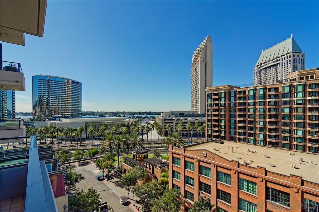 Foto principal - 550 Front St