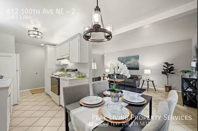 Building Photo - 812 100th Ave NE #2