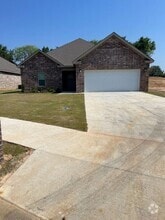 Building Photo - 4818 Edgemont Dr