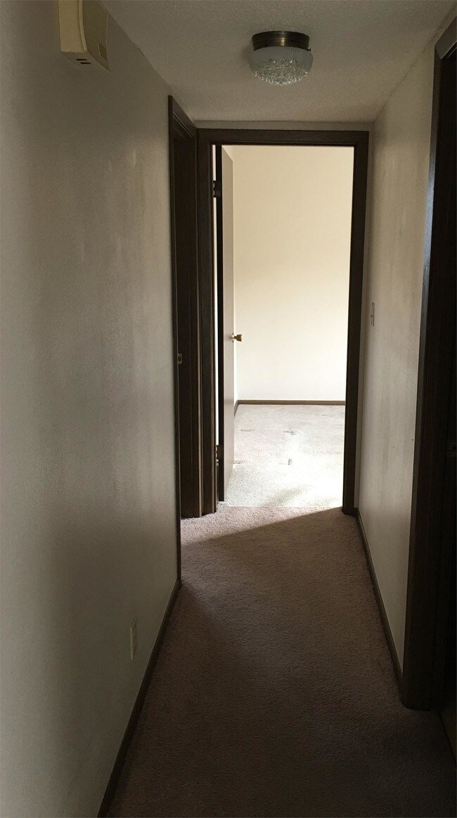 2020 Cedar St, Muscatine, IA 52761 Townhome Rentals in Muscatine IA