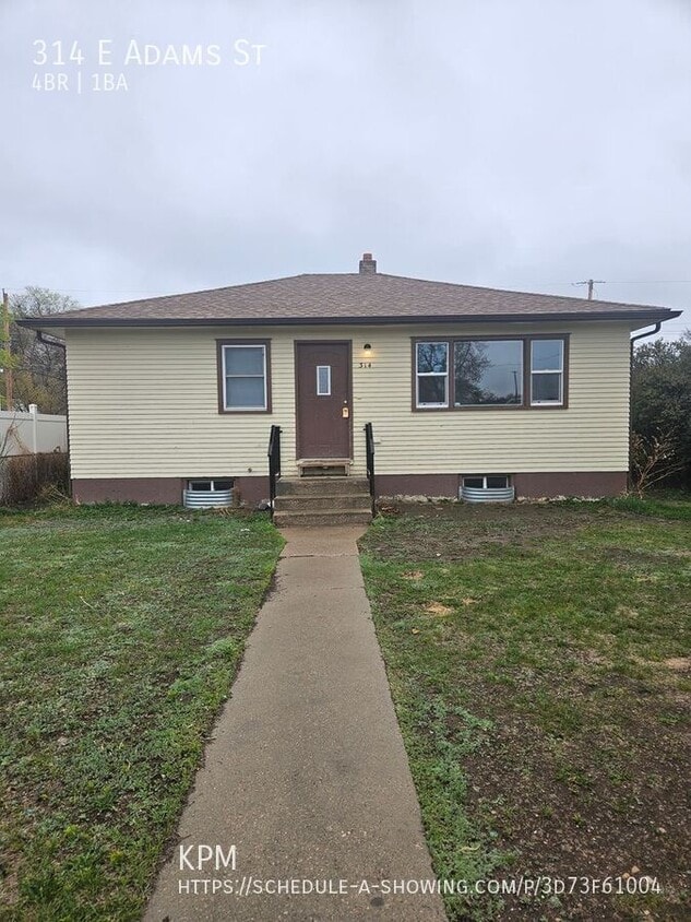Primary Photo - 314 E Adams St