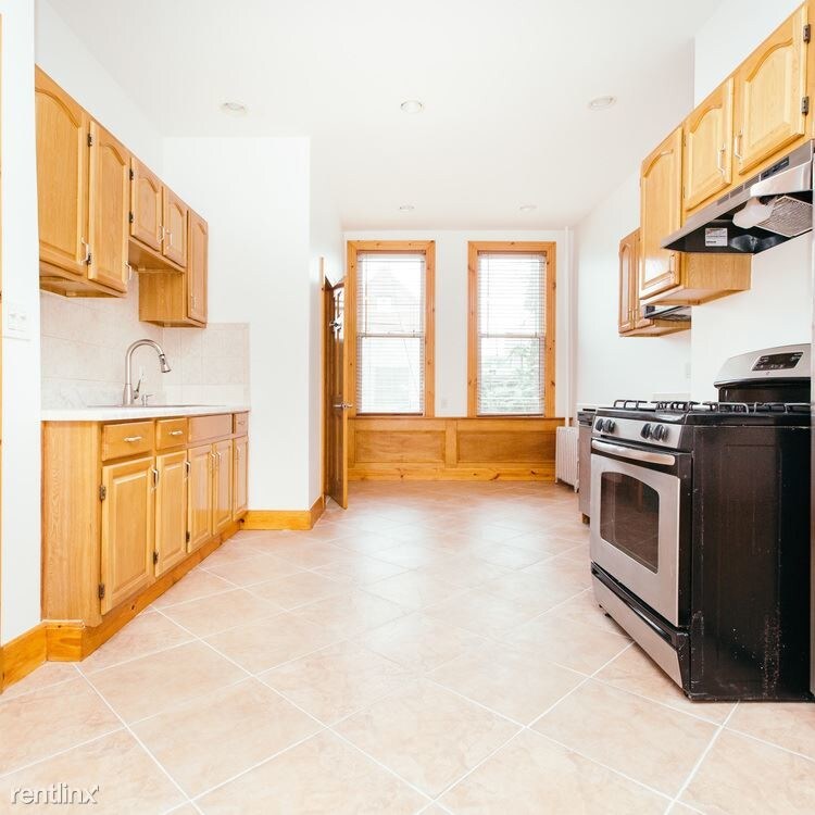 Primary Photo - 1659 Norman St