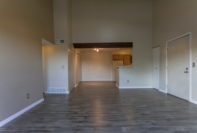Foto del edificio - 333 Wright Street, Unit 303