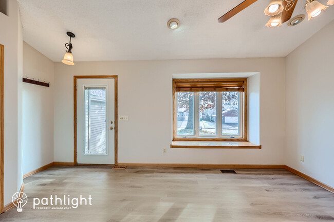 Building Photo - 2661 Oak Ridge Dr, Monticello, MN, 55362