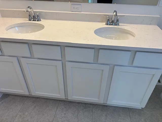 Building Photo - 3632 Majestic Dr