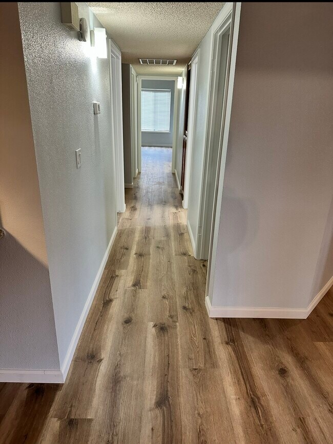 Foto del edificio - 9975 Pebble Beach Dr