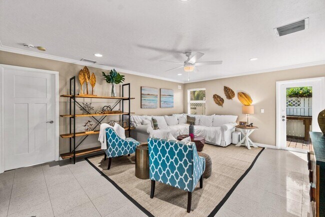 Foto del edificio - 124 Bonnie Briar Ln