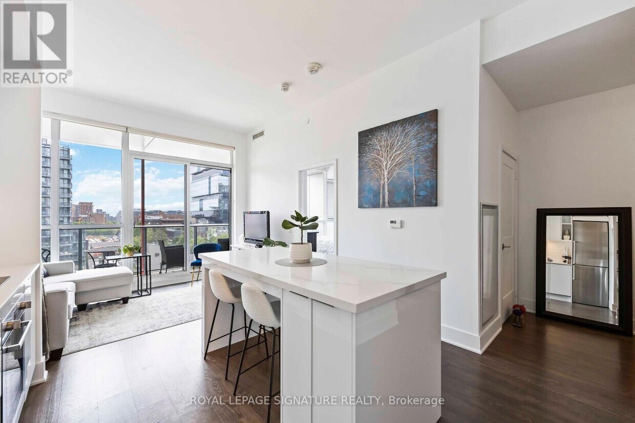 Photo principale - 120-120 Parliament St