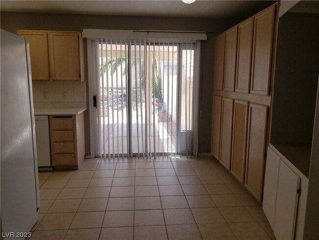 Building Photo - 8009 Cimarron Ridge Dr