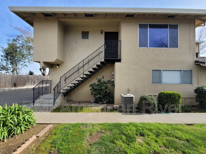 Primary Photo - 3113 Occidental Dr