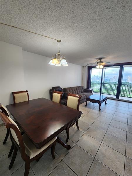 Foto del edificio - 20379 W Country Club Dr