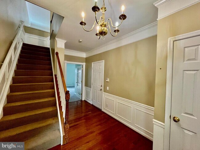 Foto del edificio - 7504 Lamoyne Ct