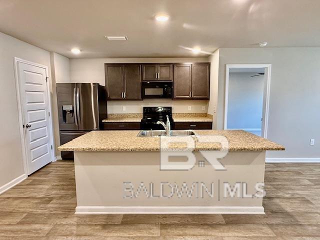 Foto del edificio - 17874 Lewis Smith Dr