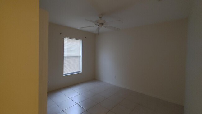 Building Photo - 2311 SE Charleston Dr