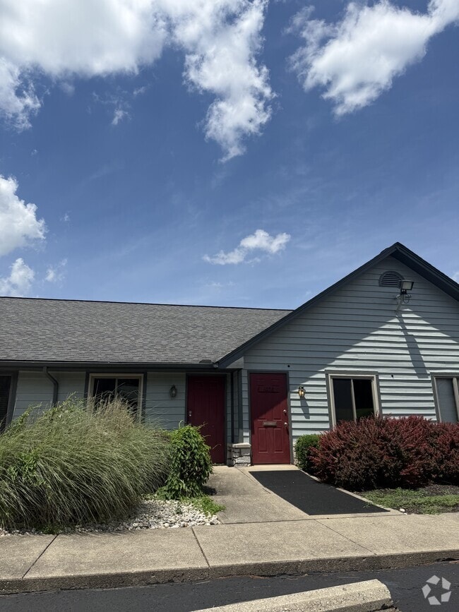 Building Photo - 1056 N University Blvd