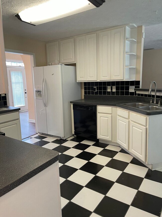 Foto del edificio - Riverdale Executive Home