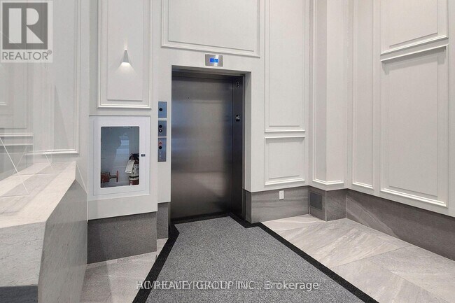 Building Photo - 1 Gloucester St