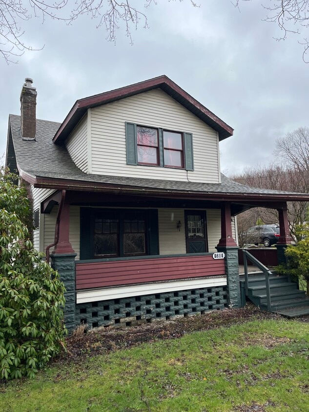 Primary Photo - 1201 Walnut St