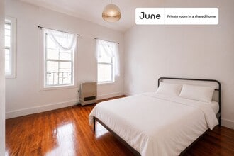 Building Photo - Room in Shared 3 bed/1 bath home in Bushwick