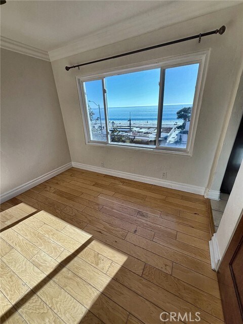 Foto del edificio - 212 N Coast Hwy