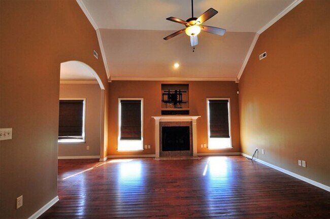 Building Photo - 1462 Cobra Ln