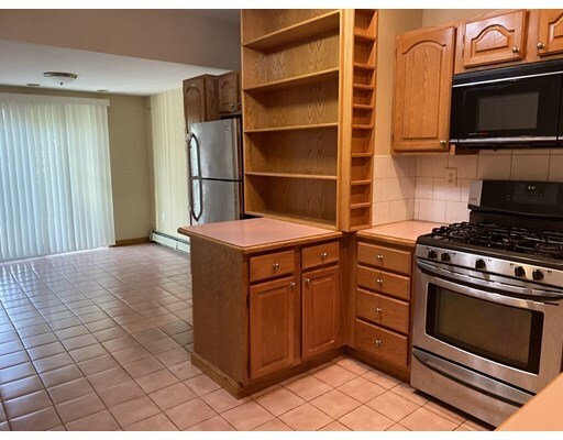 Foto principal - 711 E 5th St