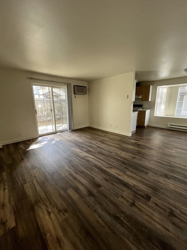 Interior Photo - 102 - Raymond