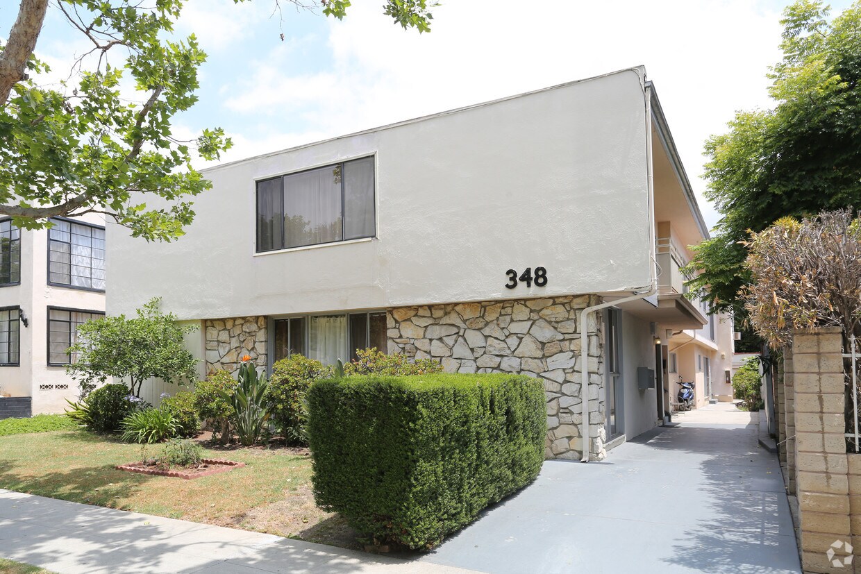 Primary Photo - 348 S Rexford Dr