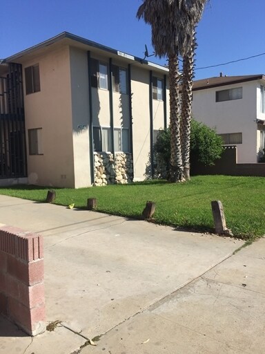 Foto del edificio - 4027 W 137th St