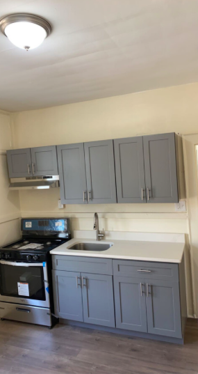 Foto principal - 490 E 23rd St