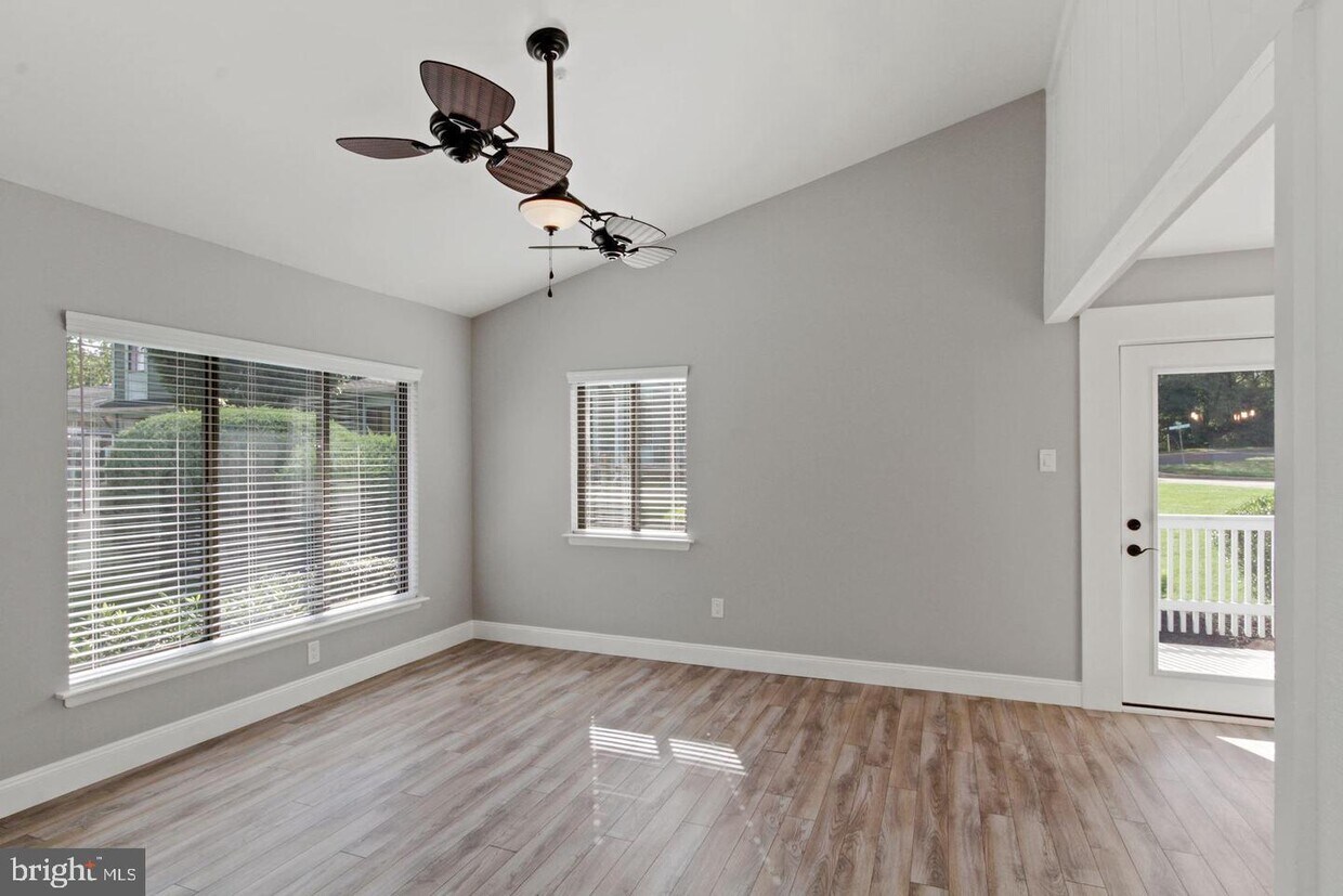 Foto principal - 21 Maplewood Ct