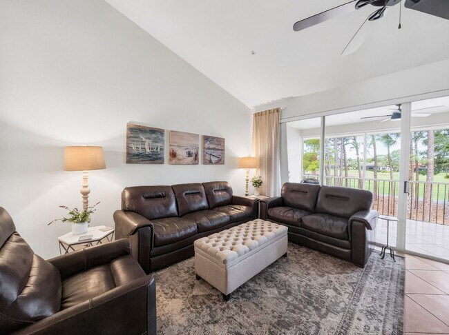 Building Photo - 3-bedroom condo available in Flamingo Fairways II
