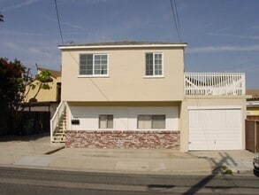 Building Photo - 1120 Ford Ave