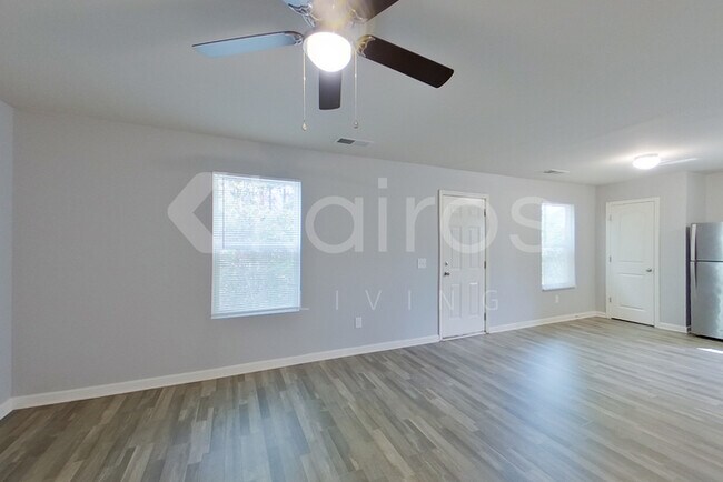 Foto del edificio - 10 Plymouth Ct