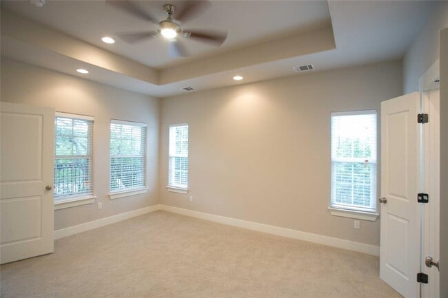 Foto del edificio - 4301 Mansfield Dam Rd