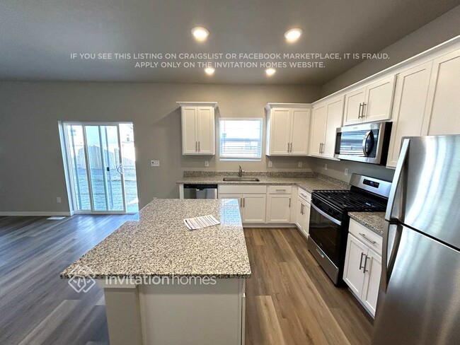 Foto del edificio - 7303 Dolores Ave