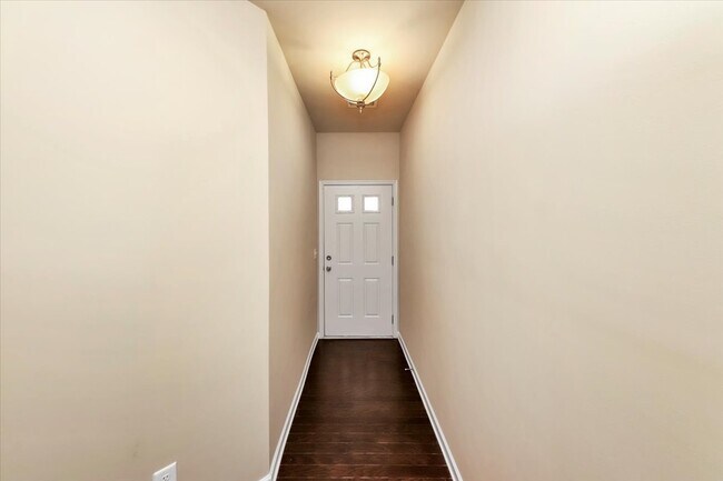 Foto del edificio - 182 Townview Dr