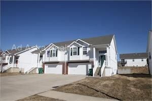 Primary Photo - 3003 Devonshire Dr, Platte City, MO 64079