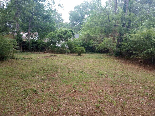 Foto del edificio - 3812 Rhodes Ave