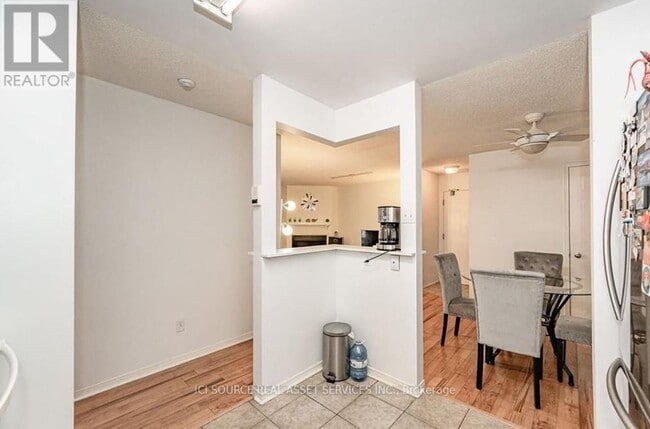 Building Photo - 1512 Pilgrims Way