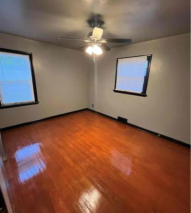 Building Photo - 9321 Nelan Dr